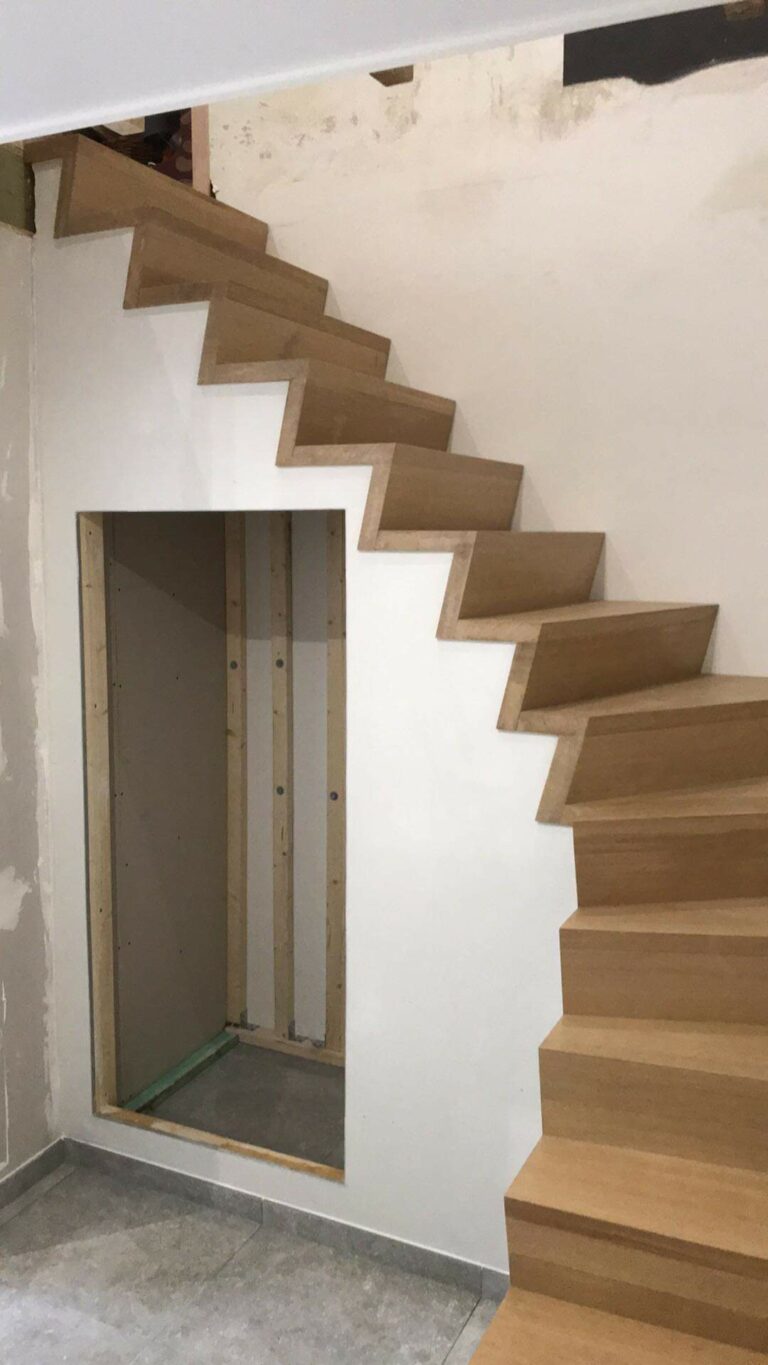 Escalier quart tournant gauche